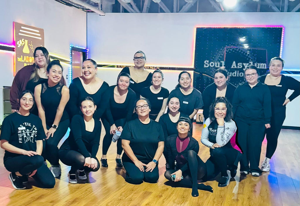 8 Folklorico Classes Monday and Wednesday 8:30-10PM (Paquete de 8 clases)